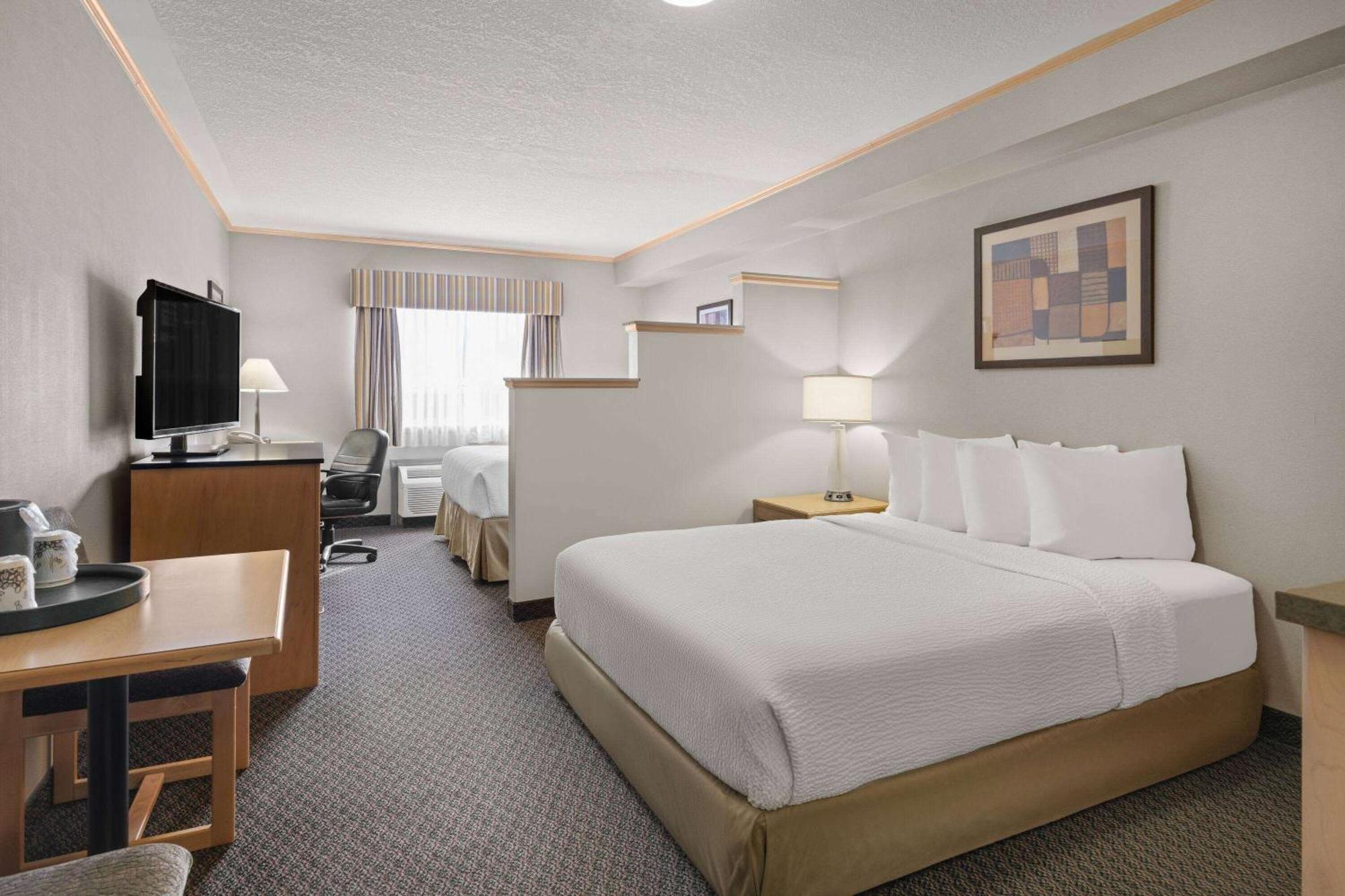 Vantage Inn&Suites Fort Mcmurray Eksteriør bilde