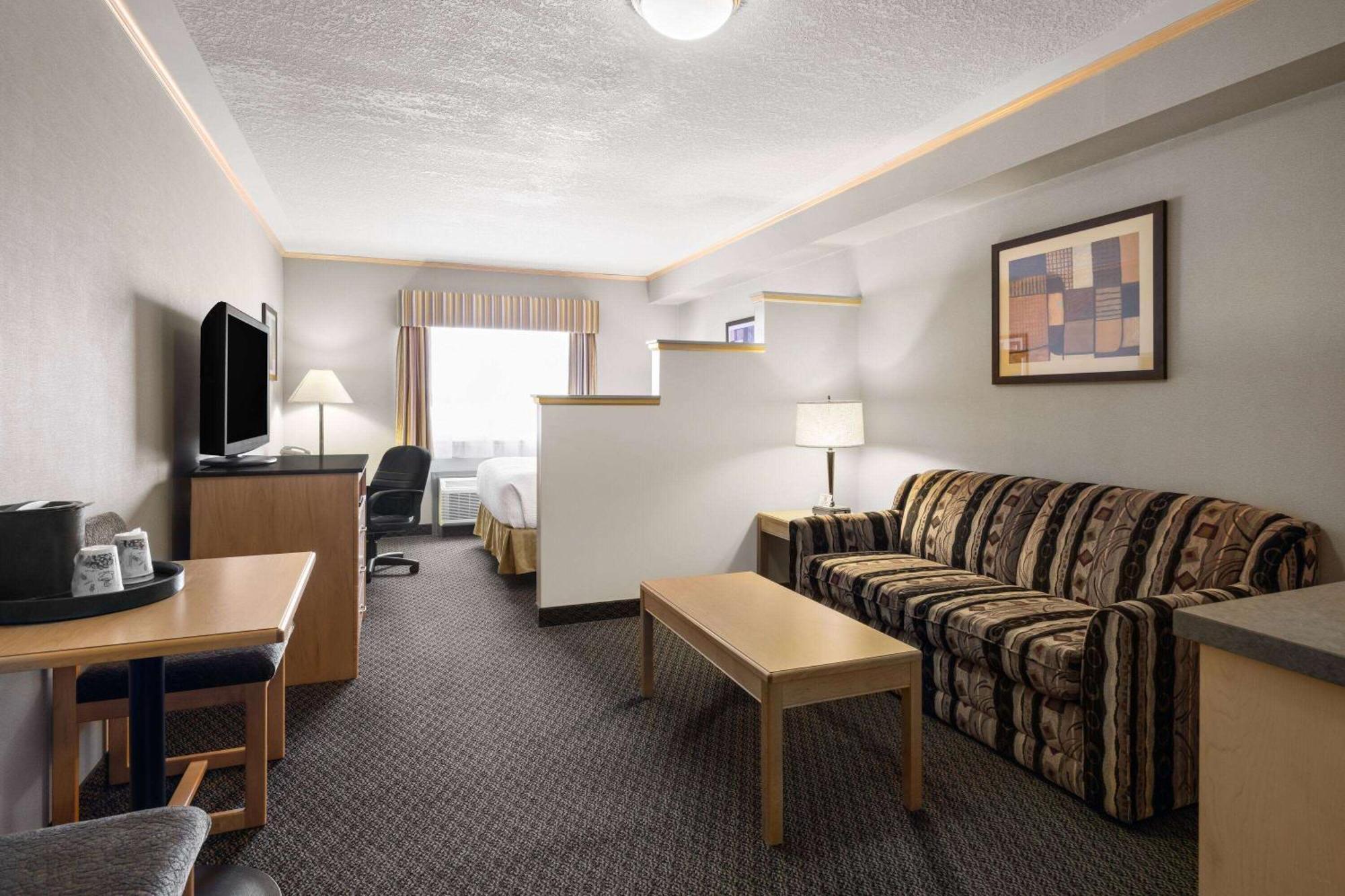 Vantage Inn&Suites Fort Mcmurray Eksteriør bilde